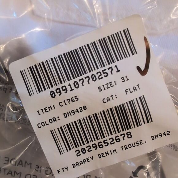 NWT J. Crew Drapey Denim Trouser White Cotton Blend Size 31 FLAWED - Picture 5 of 12